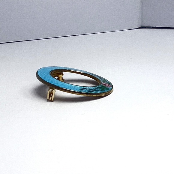 Vintage Guilloché Blue Pink Rose Circle Pin Midcentury Grandma Love Gratitude - Picture 2 of 10